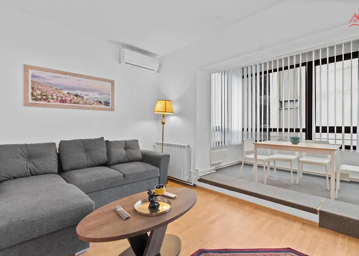 Apartamento Park Plaza Arena Nationala *