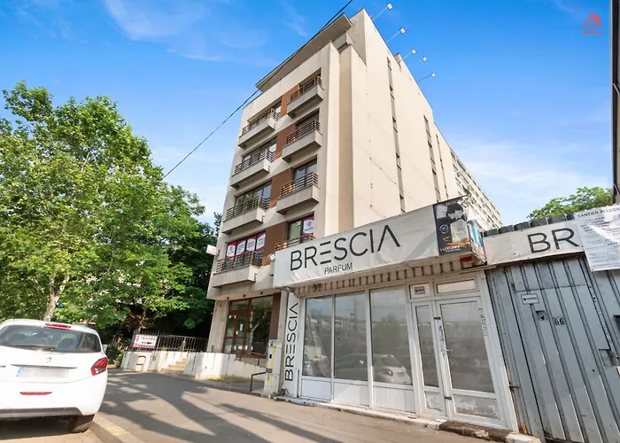 Appartement Park Plaza Arena Nationala *