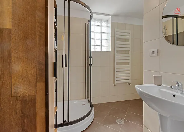 Park Plaza Arena Nationala * Bükreş